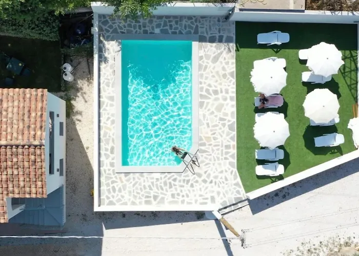 Πανσιόν Mediterraneo