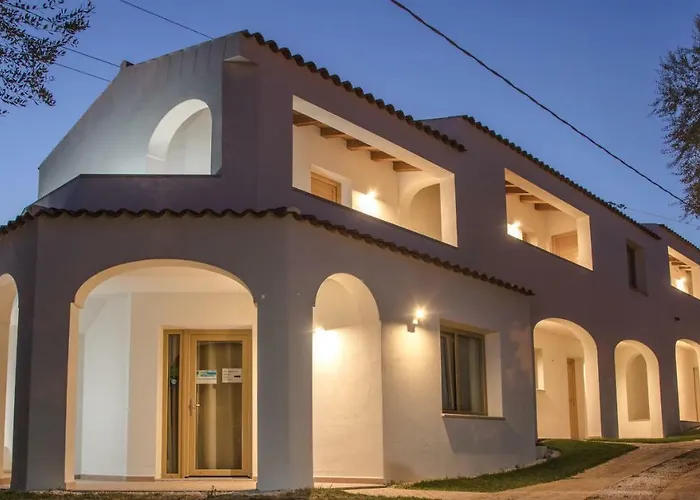 Πανσιόν Mediterraneo 4*